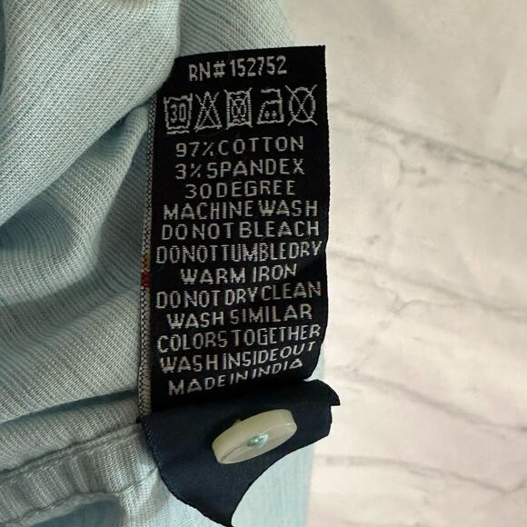 Across the Pond Light Blue Button Down Shirt, Small, Pre-owned - Picture 5 of 5